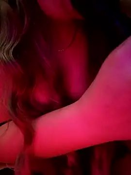 Chat XXX en directo de Sophie_BbC_Squirt