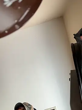 KeYBuMp323 Webcamshow