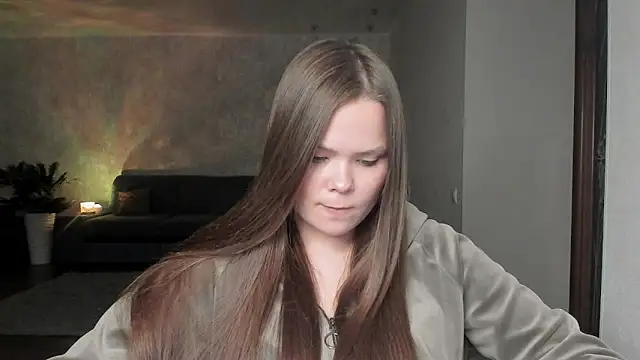 Chat +18 de Kira_love_81 ao vivo