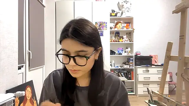 SaintMari Pertunjukan Webcam