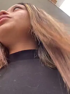 Chat +18 de Diosa_Pinkk ao vivo