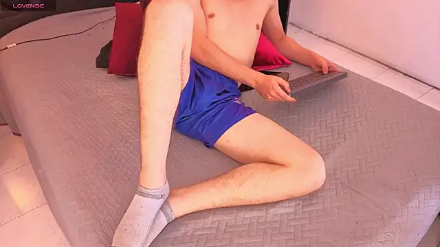 taylor_morgann: διαδικτυακό σόου στην κάμερα