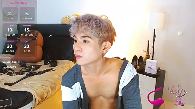 WildestTwink Pertunjukan Webcam