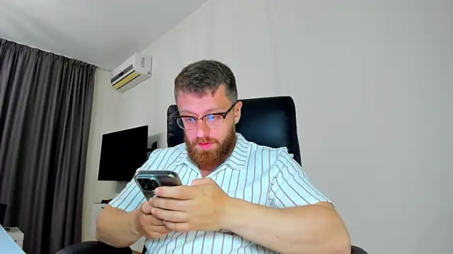 Findom_guy's Live XXX Chat