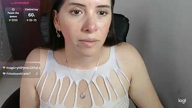 دردشة spicey_latina الجنسية المباشرة