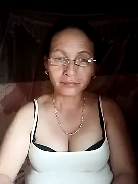 Cucci07 Chat XXX in diretta