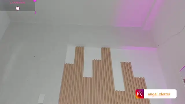 Chat +18 de AngelxFerrer_ ao vivo