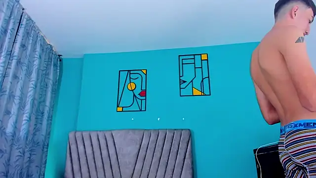 Maikol_Ortiz Chat XXX in diretta