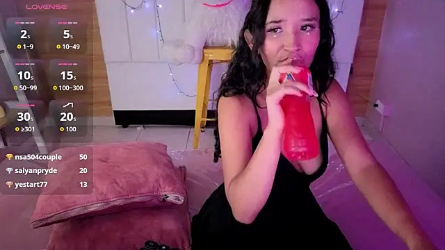 bella_vibess_s' Live XXX Chat