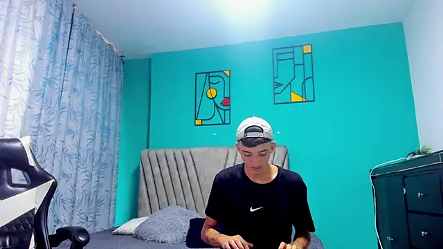 Maikol_Ortiz élő XXX-chatje