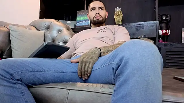 Chat +18 de matteosantos ao vivo