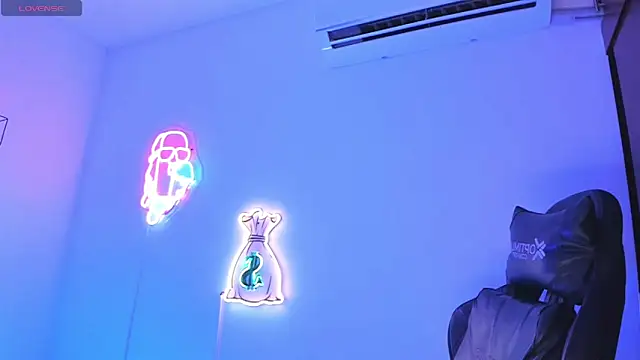 Quetzal_coatl_ webkamerás műsora