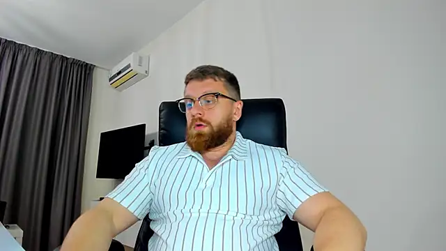 Findom_guy 现场XXX聊天