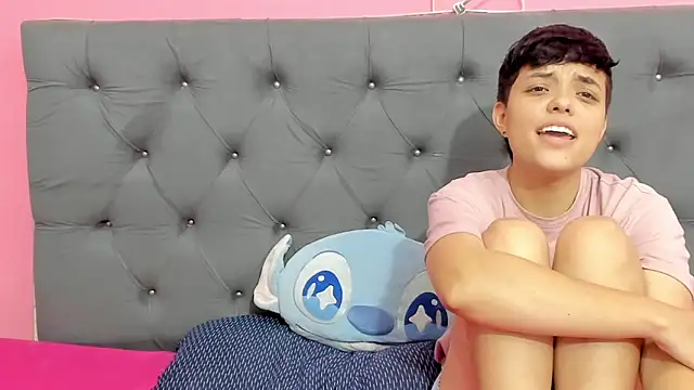 Chatroom XXX en direct de ariloe_quintero