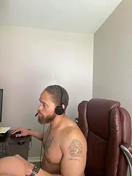 Fathero1time webkamerás műsora