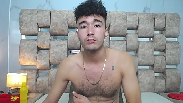 KathyAiden webcam show