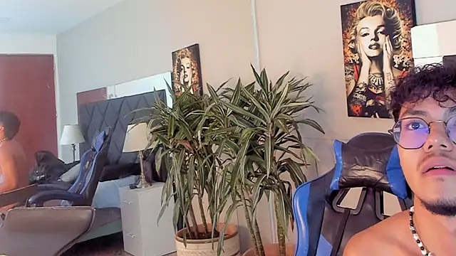 kai_storn live XXX chat