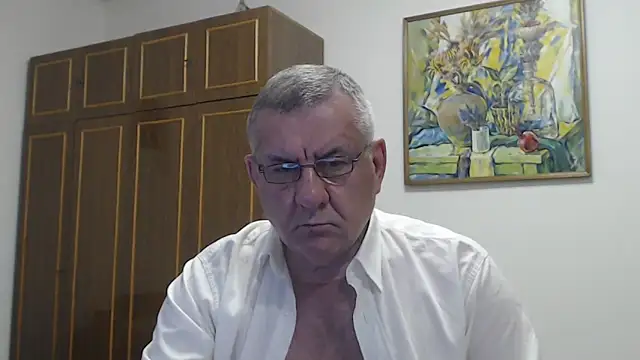 Show modela machomale3 na web-kameri