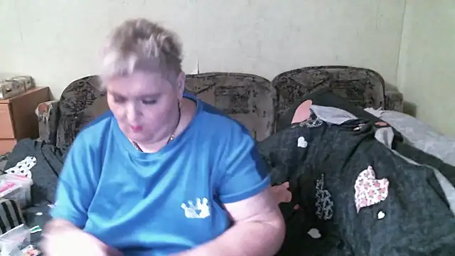 Lana555のライブXXXチャット