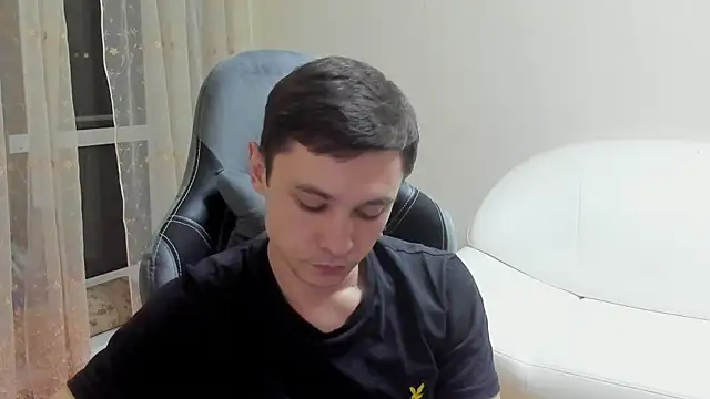 Chat XXX en directo de Alexmansuper