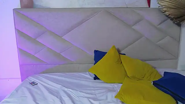 BellaRoux1 라이브 XXX 채팅