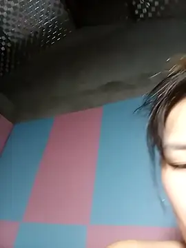 Chatroom XXX en direct de Irene-01