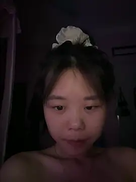 Emely-lysea's Live XXX Chat