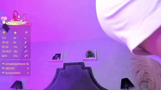 Chat +18 de KarelyMitchel ao vivo