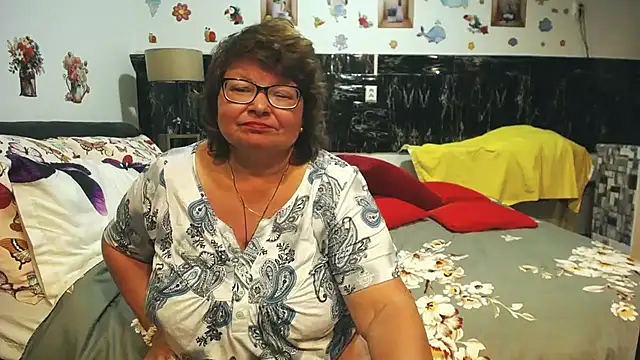 SweetMommaX's Webcam Show