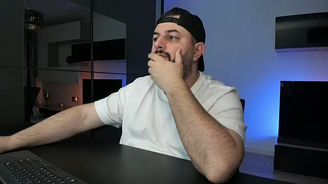 DravenPeak Chat XXX in diretta