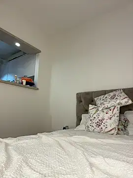 IrisBlues Adlı Modelin Canlı XXX Sohbeti