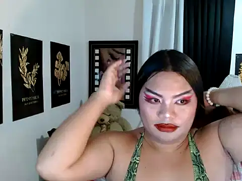 TSbrianaHugeCock's Webcam Show