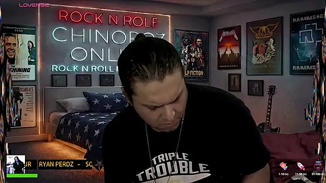 chino_roz Webcam Show