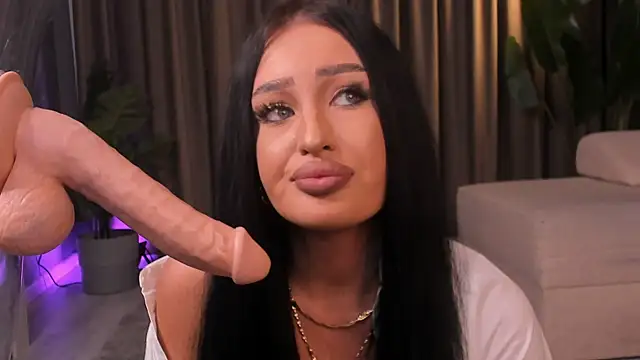 EmeraldKat's Live XXX Chat