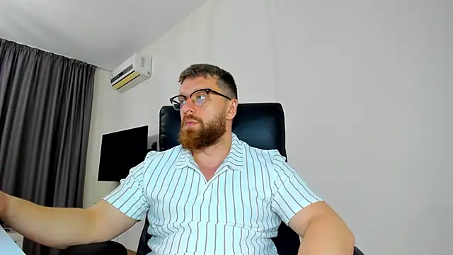 Онлайн чат XXX Findom_guy