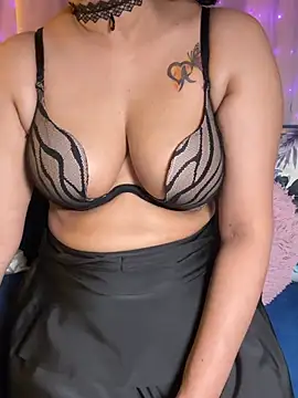 Chat XXX en directo de Squirt_Queen_X