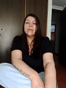 hotmature1 Adlı Modelin Canlı XXX Sohbeti