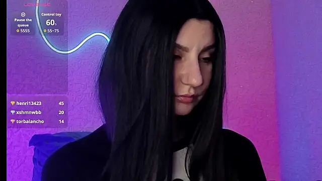 ValeryAlfie Chat XXX in diretta