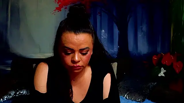 ElizabethEven Adlı Modelin Canlı XXX Sohbeti