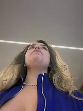 Chatroom XXX en direct de Alirawrz