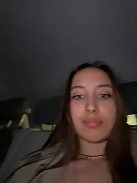 Show modela ICrazyOneIRL na web-kameri