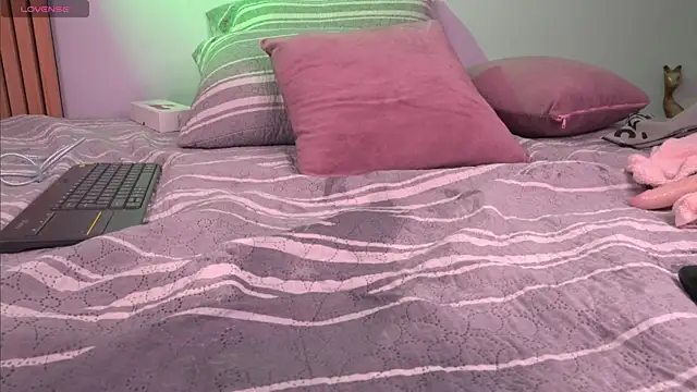 Show Webcam de mia-reeves