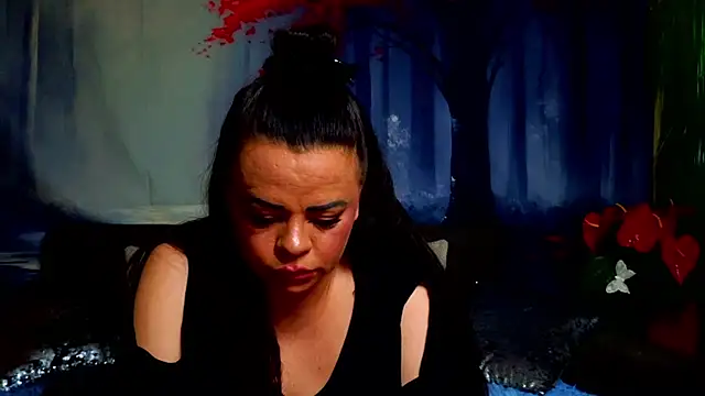 Czat XXX na żywo – ElizabethEven