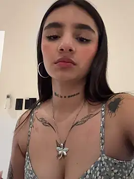 Abriil_cutee: απευθείας συνομιλία ΧΧΧ