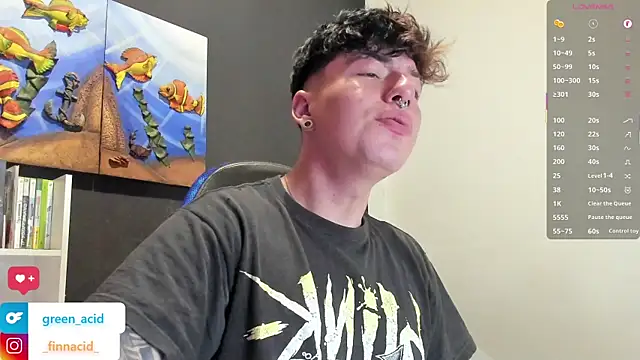 Green_acid01 Show Webcam