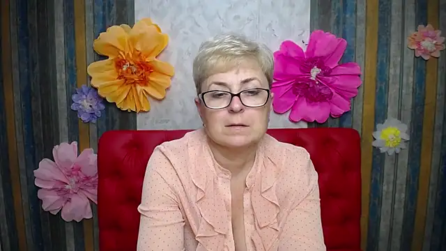 EmiliaGree Live XXX-Chat