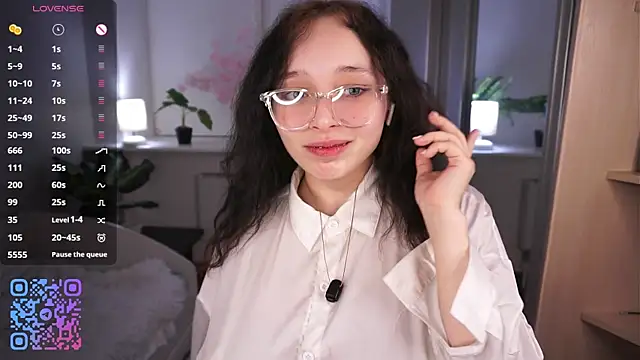 HannaHayles: онлайн-секс-чат