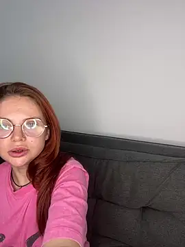 lovebellagrey Adlı Modelin Canlı XXX Sohbeti