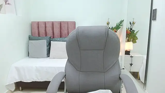 sophia_hadid Live XXX-Chat