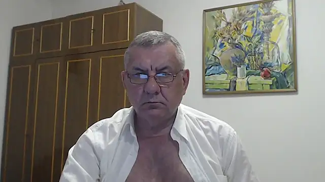 XXX chat uživo modela machomale3